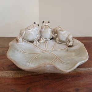 Vintage Hear,Speak,See No Evil Ceramic Frog Bird Feeder/Figure